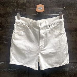 UNI QLO High Waisted White Denim Cotton Summer Shorts | Size 26 | 100% Cortton